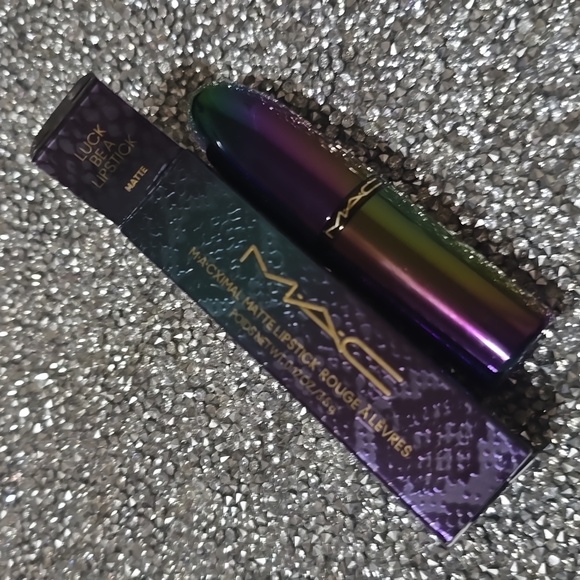 ❇️LUCK BE A LIPSTICK MAC DISCONTINUED Macximal Lipstick NWT - Picture 3 of 6